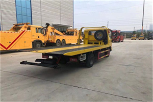 大观园非事故拖车