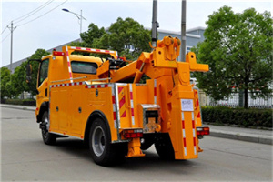 大观园高速路拖车费